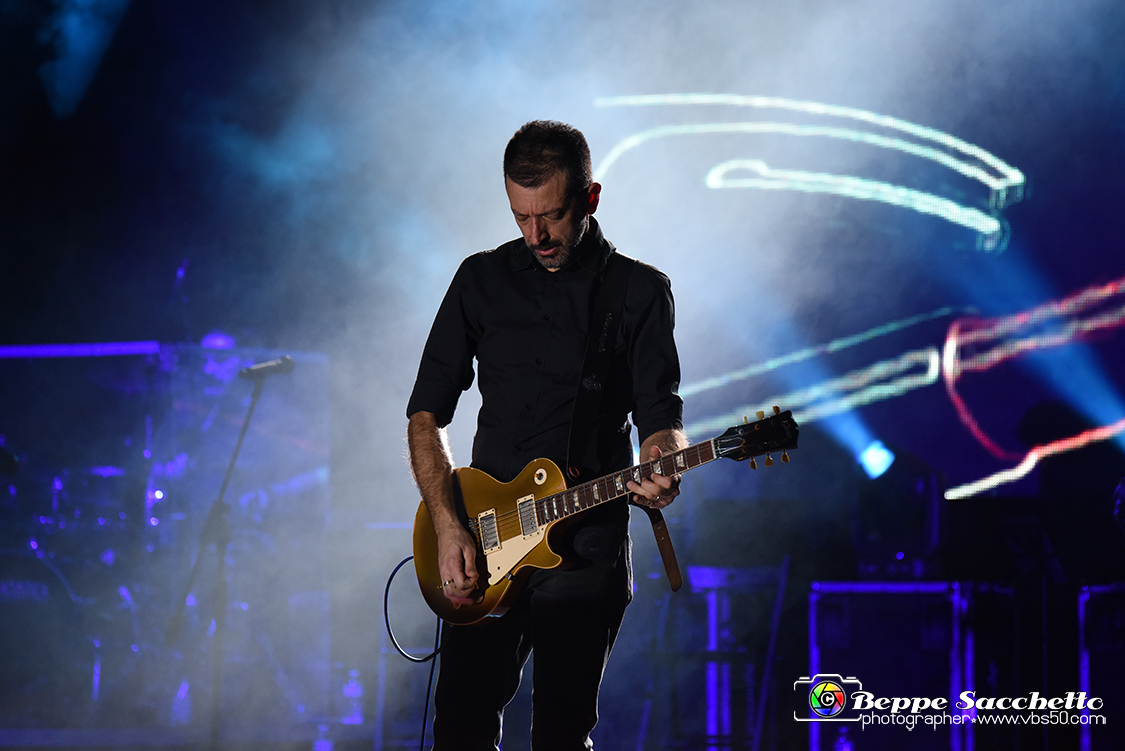 VBS_4173 - Concerto Edoardo Bennato - Peter Pan Rock 'n' Roll Tour.jpg